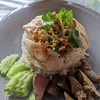 ราดน้ำจิ้ม พร้อมกิน