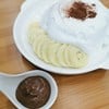 79 บาท 2 ชูเฟล่ ชิ้นใหญ่หนานุ่ม รอบวิปครีมซึ่งหวานมาก ทานกับกล้วยหอมและครีมช็อกโ