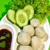 ลูกชิ้นลวก