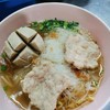 ก๋วยเตี๋ยวลูกชิ้นจัมโบ้หมูเด้งน้ำใส ก๋วยเตี๋ยวลูกชิ้นจัมโบ้หมูเด้งน้ำใส
