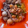 บะหมี่แห้งรวมเนื้อ