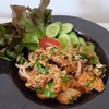 ยำไก่แซ่บ