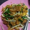 หอยทอดอะไรใส่ใบกุยช่ายผัดไทย โว๊!!