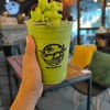 ชาเขียวปั่น แต่งหน้าด้วยบราวน์นี่สูตรทางร้าน