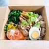 ข้าวมัน 2 ใจขาหมูและไก่ตุ๋น ข้าวมัน 2 ใจขาหมูและไก่ตุ๋น