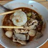 แค้บหมูอร่อยมาก กรอบ ไม่เหนียว เข้ากันกับก๋วยเตี๋ยวอย่างยิ่ง