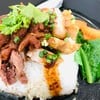 2สหาย (ขาหมู+หมูกรอบ)