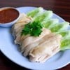 ไก่ต้มเนื้อนุ่มๆๆราดซีอิ้วหวาน