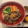 “อร่อยกว่าที่คิดมาก”  สั่งข้าวกระเทียม เนื้อออสผัดกระเทียม +ไข่ดอง คือข้าวญี่ปุ่