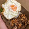 ข้าวกระเทียมเนื้อวัวออสเตรเลีย+ไข่ดาวเยิ้มๆ 