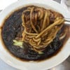 เส้นเหนียวนุ่ม ซอสถั่วหวานละมุน ร้านที่สองที่ให้ผ่าน
