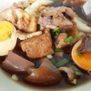 ก๋วยจั๊บ พิเศษ : เครื่องแน่นๆ เลยจ๊ะ