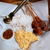 ข้าวหมูทอด ไข่ข้น 