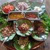 ชุดขันโตกสุขภาพอาหารชนเผ่า เหมาะกับครอบครัว 6 คนขึ้นไป