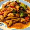 ผัดเผ็ดหมูเด้ง