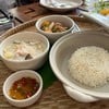 อาหารชุด (ข้าว ต้มข่าไก่ หมูผัดกะปิสะตอ)