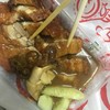 เป็ดย่างหมูกรอบอร่อยมากชอบหมูกรอบที่สุดอร่อยกรอบน้ำราดเป็ดก็อร่อยมากเป็ด