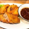 ไก่ทอดกรอบกรอบ + กลับน้ำจิ้มรสเด็จเมนูนี้เป็นอีกเมนูที่ต้องลอง แซ่บ