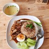 หมูกรอบคือดี น้ำราดเข้มข้นมากครับ