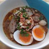 ก๋วยเตี๋ยวต้มยำรวมมิตรใส่ใข่