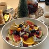yogurt bowl อัดแน่นผลไม้แบบอิ่มจุก แบ่งกันสองคนยังเหลือเฟือเลยค่ะ