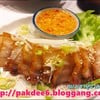 หมูสามชั้นทอดน้ำปลา จำราคาไม่ได้แล้ว คงไม่เกิน 100 บาท