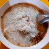 ต้องคน ๆ ให้เข้ากันก่อนทาน ในภาพนี่คือตอนที่ยังไม่ได้คนครับ 