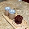 Flourless Almond Cookies พร้อมน้ำโกโก้รสหวาน