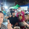 ป้าเจ้าของร้าน มาขอบคุณที่ให้โอกาสร้านเป็ดย่าง