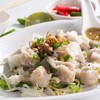 เกี๊ยวปลาสามย่านแท้ๆ สด ใหม่ อร่อยทุกคำ