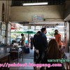 ร้านเปิดบริการ 07:00-19:00 น. ขายทั้งก๋วยเตี๋ยวหมูและก๋วยเตี๋ยวเนื้อ