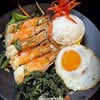ผัดกะเพรากุ้ง 🦐
