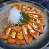 แซลม่อนซาชิมิดองมาในซอสหอมส้มยุซุ แนะนำเลย
