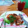 ข้าวหมูกรอบ น่าจะ 35 บาท