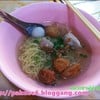 บะหมี่น้ำลูกชิ้นแคะ 55 บาท