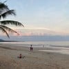 ตลาดหาดสะพลี 