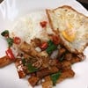 ข้าวราดกะเพราหมุยอหมุยออร่อยมาก