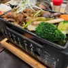 อันนี้น่าจะหมูคุโรบุตะกระทะร้อน เป็นเมนูมาใหม่ ปรบมือให้หมูเลยมันนุ่มมันหอม ถ้าก