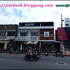 ร้านริมถนนสุรนารี ใกล้โรงแรมลีโอซอ