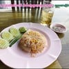 ข้าวผัดปู 100 บาท