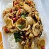 ข้าวกระเพราหมูสับลูกชิ้นหมู