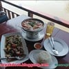 ดื่มด่ำกับอาหารและสายน้ำที่พริ้วไหว