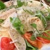 ยำวุ้นเส้น รสชาตยังกลางๆ