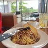 พาสต้า Pulled pork with chili and garlic