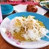 ต่อด้วยขนมจีนน้ำยากะทิ 40 บาท