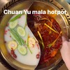 น้ำซุปกระดูกหมูกับน้ำซุปหมาล่า ค่าน้ำซุป 380 บาท