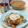  "洋蔥豬扒飯 - Rice with Onion & Pork Chop"(70HKD) 