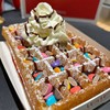 รูปร้าน WAW Waffles And Waffles สุขุมวิท 16