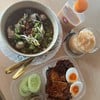 ข้าวไก่ย่าง+ไข่ต้มยางมะตูม