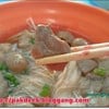 หมูตุ๋นนุ่มพอประมาณ น้ำซุปเช็ง ๆ ปรุงรสตามความชอบเอาเอง